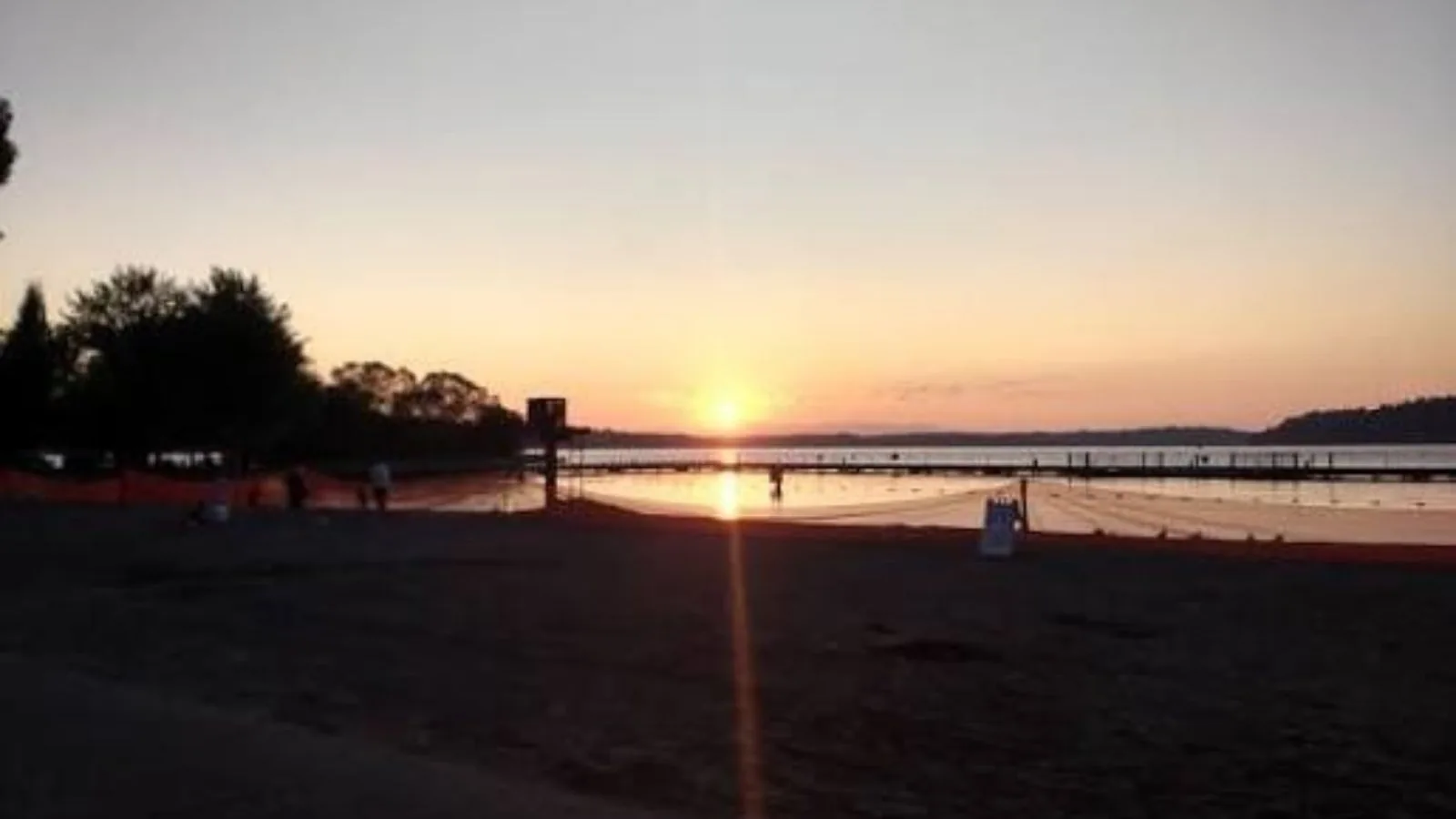 Sunset over Lake Washington at Gene Coulon Memorial Beach Park, Renton, WA